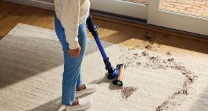 SharkNinja presenta PowerDetect Speed Clean & Empty System: aspirapolvere compatto con svuotamento automatico