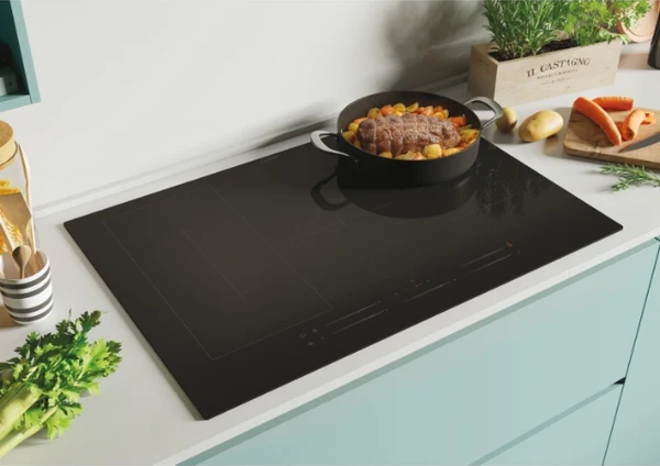 Candy CIES55MCTT 1 piano a induzione 5 zone 75 cm caratteristiche e consumi