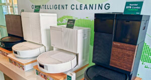 Nuovi iRobot Roomba: più piccoli, ma studiati per pulire meglio Le stazioni di svuotamento e ricarica AutoWash permettono di dimenticarsi del robot per settimane