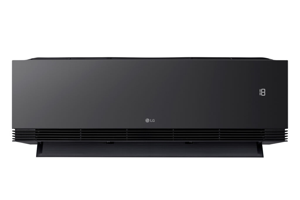 LG ARTCOOL AI Black combina design nero opaco, climatizzazione intelligente e gestione avanzata dei consumi energetici.