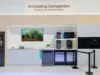 Hisense presenta il frigorifero che riconosce gli alimenti e suggerisce cosa cucinare Frigorifero Hisense con display integrato nell'area AI Cooking Companion a IFA 2026