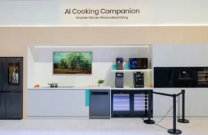 Hisense presenta il frigorifero che riconosce gli alimenti e suggerisce cosa cucinare Frigorifero Hisense con display integrato nell'area AI Cooking Companion a IFA 2026