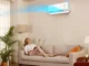 TCL FreshIN 3.0 Ultra: il climatizzatore immette aria esterna e controlla TVOC e PM2.5 Climatizzatore TCL FreshIN 3.0 Ultra installato in un ambiente domestico